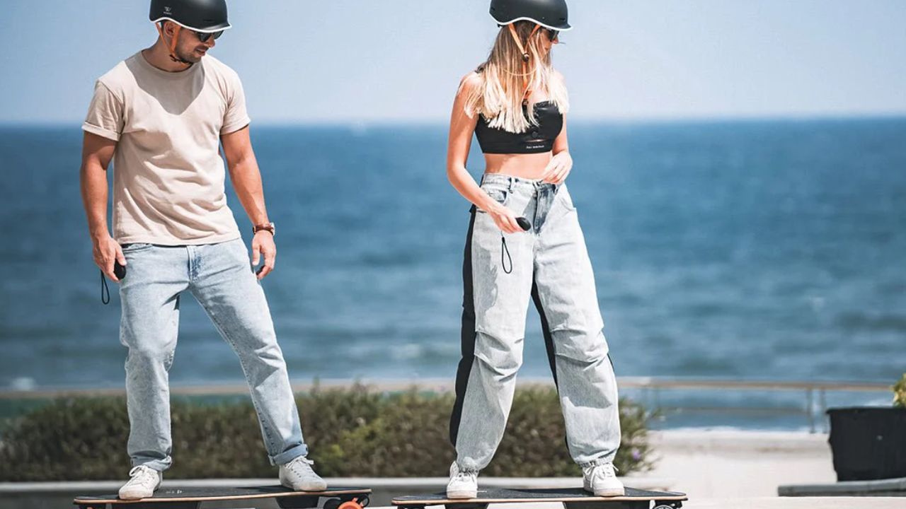 What is a Remote Electric Skateboard of WowGo?